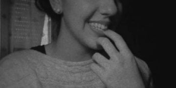 Elena Araveicei canta dumnezeieste la 15 ani. Povesti frumoase din Diaspora italiana