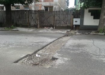 Mihaela Iamandi mai lucreaza la primarie? O gaura mare in strada Mos Ion Roata face obiectul activitatii ei