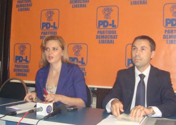 Primarul din Drajna repus in functie, instanta a confirmat abuzul prefectului. Roberta ii cere demisia, dar se mai gandeste daca il actioneaza in penal