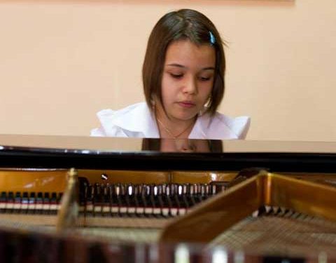 Filarmonica „Paul Constantinescu” va asteapta pe 5 decembrie cu un concert deosebit