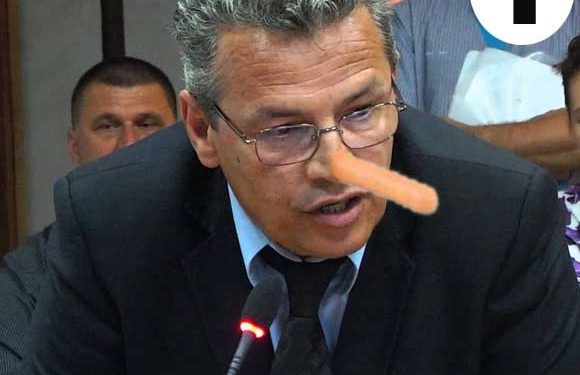 Emanuel Ilie minte! Sub Piata Malu Rosu nu exista retele de apa si canalizare care sa fii intarziat finalizarea constructiei