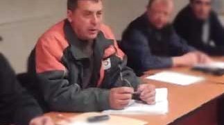 Valea Doftanei//Consilierul PP DD Oceanu Daniel Vasile trage cu dintii de functie, desi partidul nu-l mai vrea