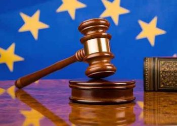 PE cere penalizări pentru încălcarea drepturilor omului în UE