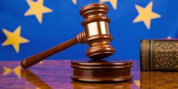 PE cere penalizări pentru încălcarea drepturilor omului în UE