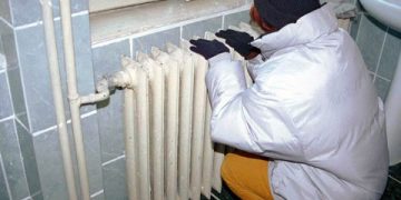 De astazi s-a oprit furnizarea de caldura in apartamente. Platim mai putin intretinerea
