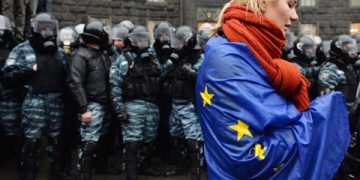 Ucraina: deputaţii cer sancţiuni UE împotriva companiilor energetice ruse