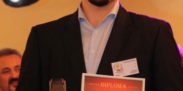 Poveste de succes// Decebal Popescu, CEO Grup Cartrans: “ Ideea de a fugi de mediocritate m-a urmarit toata viata”