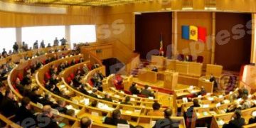 Deputaţii, fără imunitate. Dar nu la noi, ci în R.Moldova!