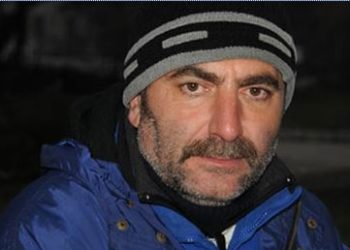 Solidaritatea lui Alexandru Popescu// Ploiesteanul pleaca la Bruxelles pe jos, ca sa atraga atentia ca romanii nu vor cianura si gaze de sist