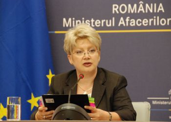 Penibila// Ea e persoana care ne-a dat raspunsurile stupide din partea MAE in cazul consulului Eugen Serbanescu