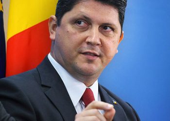 Titus Corlatean a demisionat. Praf in ochii romanilor din Diaspora, din pacate
