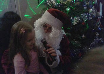 Copiii politistilor locali au primit cadouri de la Mos Craciun