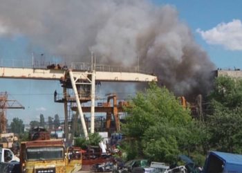 Cum sa ascunzi deseuri periculoase, cu ajutorul unui incendiu