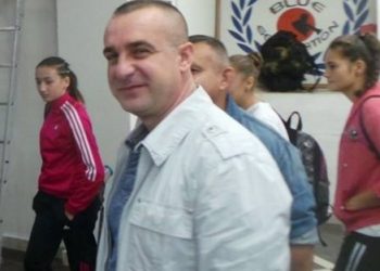Tot inainte! Cazul Stoichiciu ramane in atentia Incomodph.ro, pentru ca e prea mare sfidarea. Multumesc ca m-ati starnit…