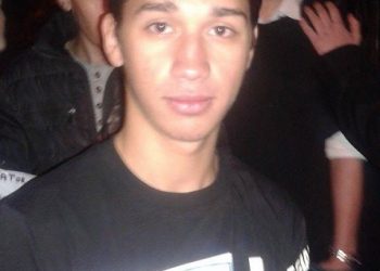 La Ploiesti, maturii invata de la adolescenti despre solidaritate. Multumesc Alex Nita pentru ca la 18 ani ai tai ne-ai organizat