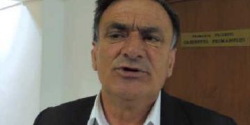 Atentie// Daca am ceva de spus, spun eu. Interzic candidatilor sa imi puna vorbe in gura
