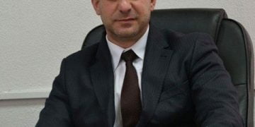Atentie, Cezar Stoichiciu: iata solutiile pentru ca echipa feminina de handbal sa traiasca. Si sa nu te mai lovesti de Nicoleta Craciunoiu cand ceri bani de la buget