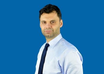 Lipsa de respect// Adrian Dobre vrea sa rezolve problema colectarii deseurilor din camerele de precolectare a blocurilor turn, cu o organziatie care nu s-a implicat in rezolvarea ei
