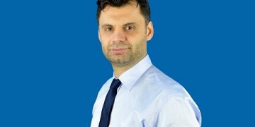 Lipsa de respect// Adrian Dobre vrea sa rezolve problema colectarii deseurilor din camerele de precolectare a blocurilor turn, cu o organziatie care nu s-a implicat in rezolvarea ei