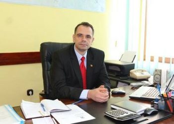 E oficial// Emil Draganescu e subprefect