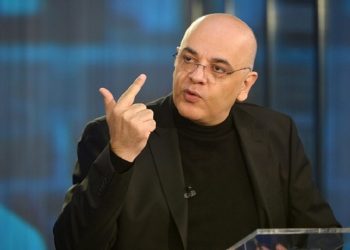 Raed Arafat// Cadrele medicale să aleagă între sectorul public și cel privat