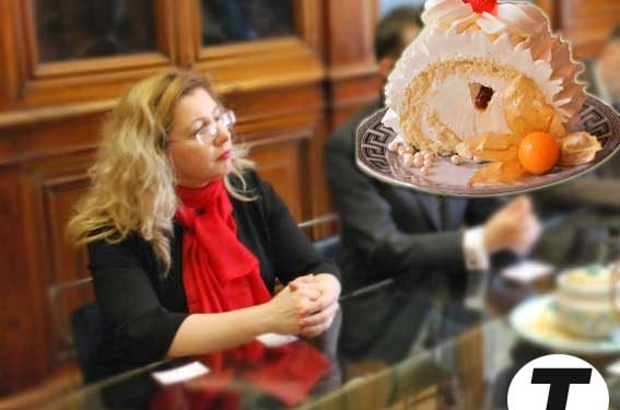 Motto pentru Consulatul din Bologna: „Din greseala in greseala, pana la victoria finala”