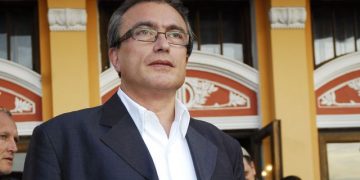 Melescanu a schimbat consulul de la Bologna printr-o nota de fundamentare de toata jena