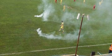 Spectacolul din tribuna bate spectacolul din teren