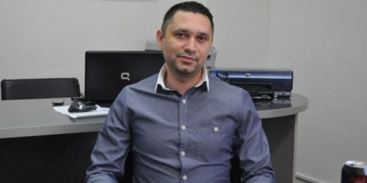 Domnule Bogdan Toader, nu suntem tâmpiți chiar dacă lăsați impresia că asta credeți despre noi