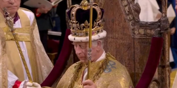 Regele Charles al Marii Britanii a fost încoronat astazi în cadrul unei festivități grandioase( video)