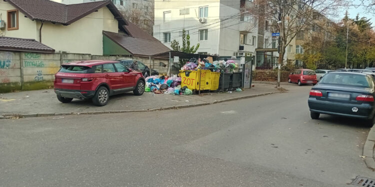 Se pare ca lucrurile intra in normal cu colectarea deseurilor, dupa semnarea unui contract provizoriu cu proprietarul rampei ecologice. Vezi despre ce e vorba