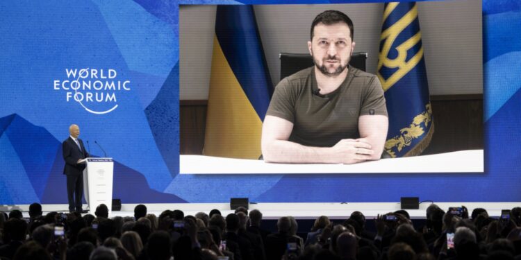 Forumul de la Davos, prilej pentru Ucraina să ceară sprijinul liderilor mondiali pentru un pact de pace cu Rusia