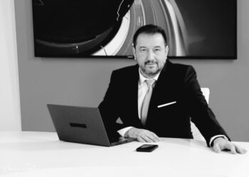 Jurnalistul Daniel Dimache a decedat la 54 de ani. UZPR filiala Prahova transmite condoleanțe familiei pentru greaua pierdere
