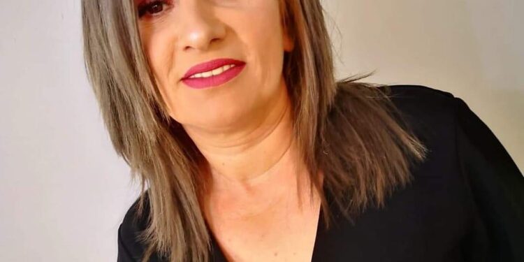 ANI a luat cunostinta despre incompatibilitatea primarului din Valea Lupului. Intra sa o vezi pe Elena Sălăvăstru în toata splendoarea ei si raspunsul amuzant dat de primarie la solicitarile pe cazul Mihaila