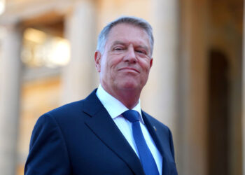 Pe surse// Iohannis Klaus vrea sa închidă granițele, pentru a creea premisele unei stări de urgență