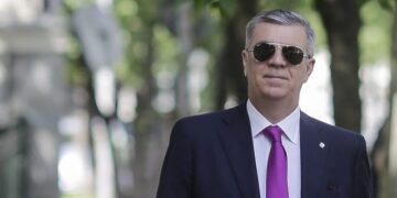 Comunicat USR// PSD și PNL țin la sertar bugetul ANCOM doar ca să ascundă cine sunt „specialii” lor din instituția condusă de Zgonea