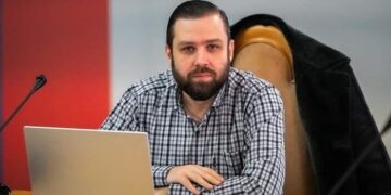 Comunicat de presă// Dublu standard juridic în cadrul UAT Ploiești. Primarul apărat, Consiliul abandonat