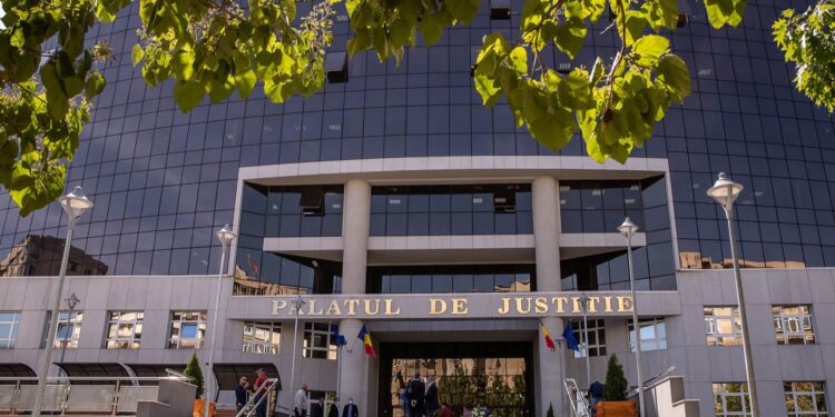 CCR a anulat alegerile și dreptul la vot. Gheorghița Popescu contestă, iar judecătorul Vasile Alexandru decide pentru o țară întreagă