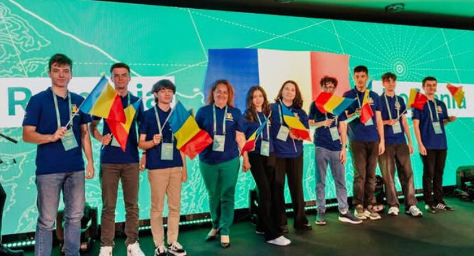 Elevii români strălucesc la Olimpiada Europeană de Geografie, în timp ce Bolojan taie bursele