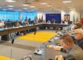 Târgul de Crăciun la Ploiești- bucuria sărbătorii, prețul ilegalității. Primarul Polițeanu recunoaște că nu-i permite OUG a lui Bolojan, dar el speră să se modifice