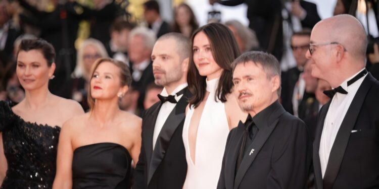 Triumf românesc la Cannes: Cristian Mungiu a câștigat Palme d’Or pentru „Fjord”, pentru a doua oară în carieră