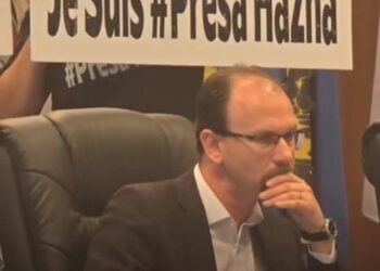„Je suis #PresaHazna” – când ironia devine răspuns civic la jignirea presei locale