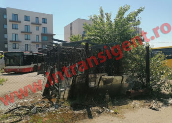 Stațiile-fantomă ale Ploieștiului… cumpărate din bani publici, abandonate în „parcul rece” al TCE în mandatul Polițeanu, în timp ce Primăria pregătește alte stații mai costisitoare
