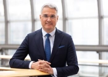 Austeritate pentru ceilalți, locuință de 123 mp pe Kiseleff pentru ministru. Cazul Dragoș Pîslaru și cronologia unui privilegiu prezentat drept legal