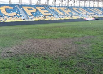 Gazonul de pe „Ilie Oană”: lucrarea promisă pentru mai 2026 a dispărut din buget. „100 de camioane” erau cunoscute de anul trecut