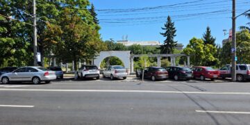 Toaletele publice din Ploiești: între patrimoniu abandonat, investiții de zeci de mii de euro și administrația care mută problema dintr-un sertar în altul