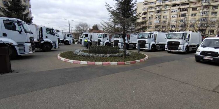 AFACEREA DEȘEURILOR DIN PLOIEȘTI (III). ROECOrevine cu un dosar de autorizare, dar documentele ridică întrebări majore: 36 de vehicule declarate, un salariat mediu și capitaluri proprii negative